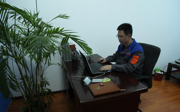 齊達康張志宏，齊達康壓縮機，加氣站設(shè)備，加氣站壓縮機